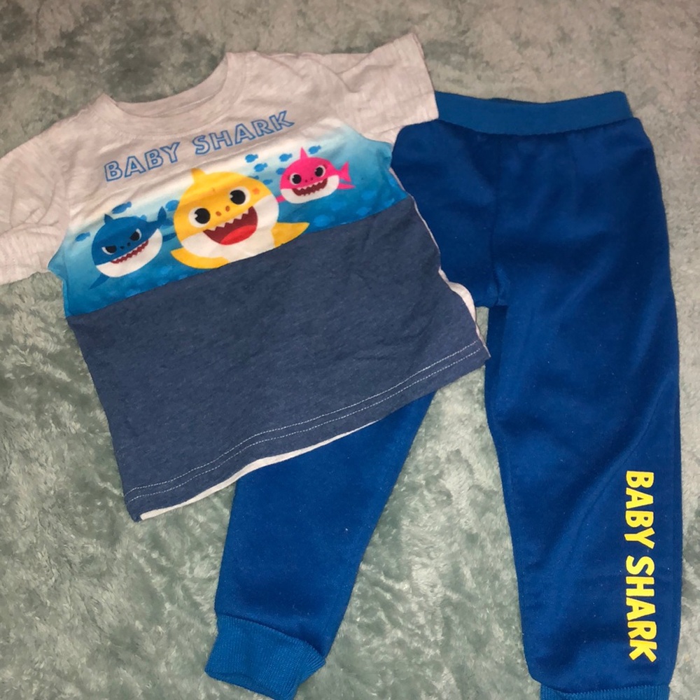 Pinkfong Baby Shark Outfit
